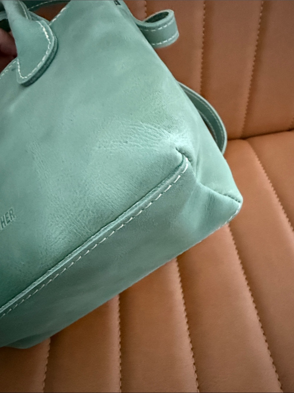 Portland Leather ~ SMALL Raindrop with Zipper~ CUCUMBER 🥒 👜 - Picture 10 of 15